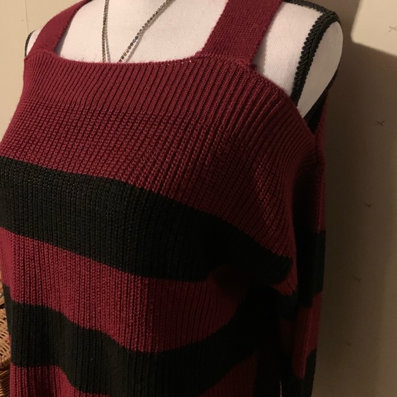 Hooked Up Red and Black Cold Shoulder Sweater - Picture 2 of 8